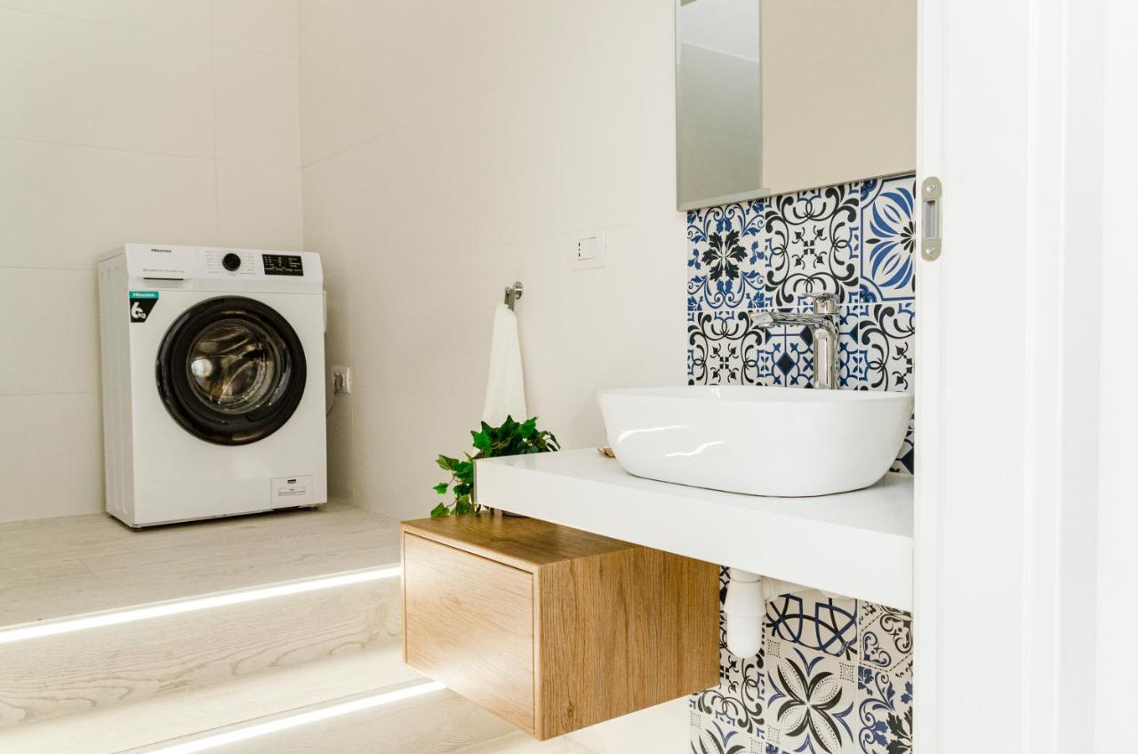 Spa & Relax Aesthetic Apartment 50M Dal Mare Монополи Экстерьер фото