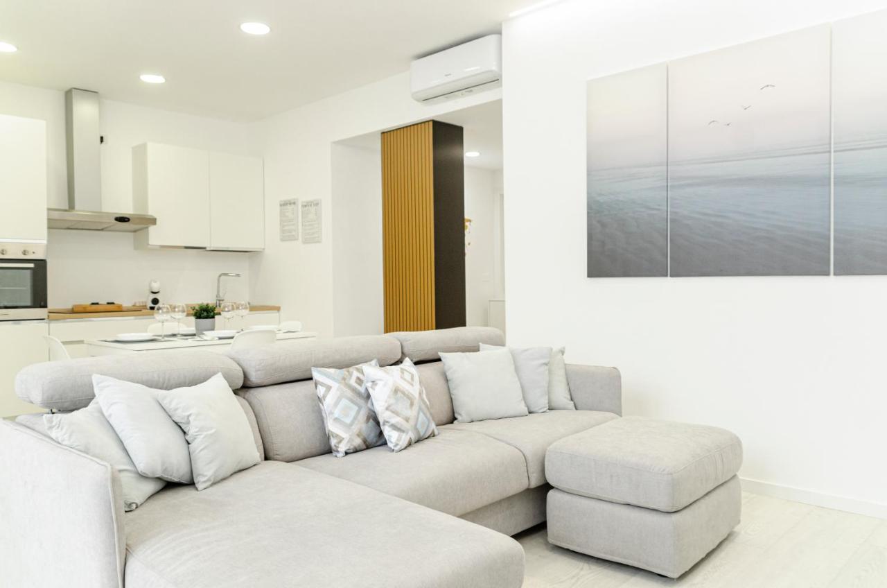 Spa & Relax Aesthetic Apartment 50M Dal Mare Монополи Экстерьер фото