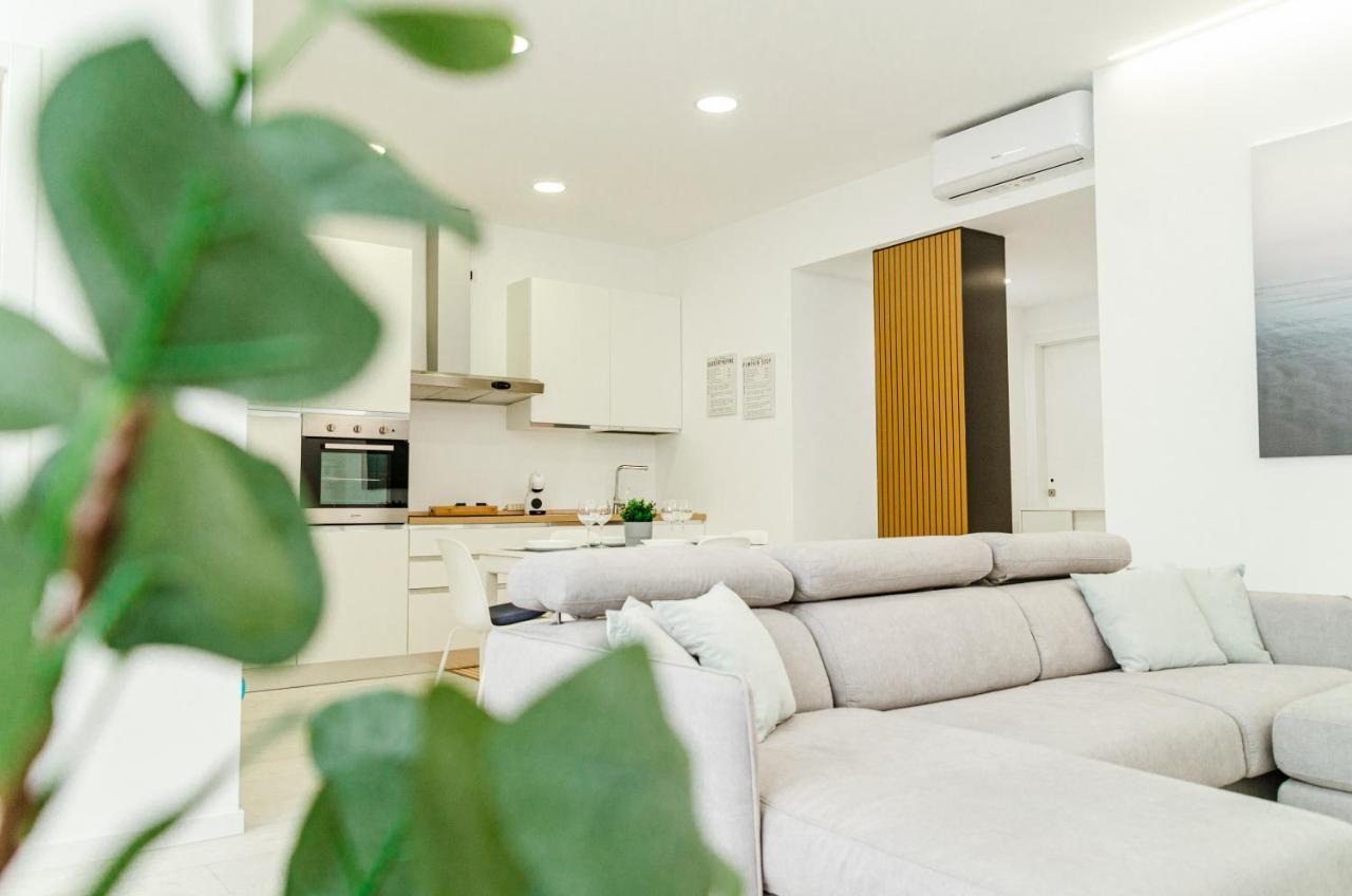 Spa & Relax Aesthetic Apartment 50M Dal Mare Монополи Экстерьер фото